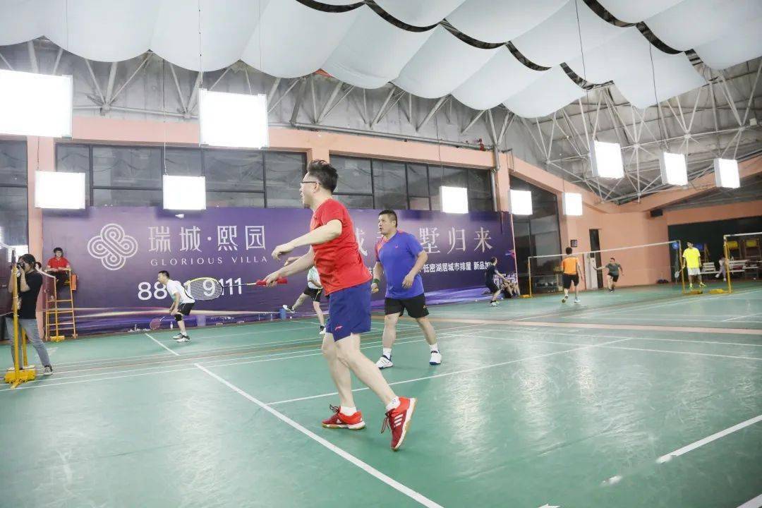 火力全开！羽毛球比赛数据创纪录