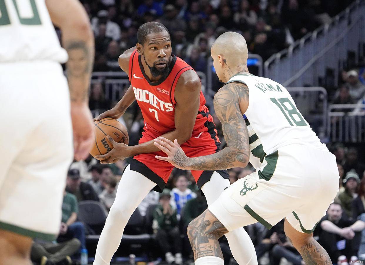 火箭逆转雄鹿，字母哥统治全场