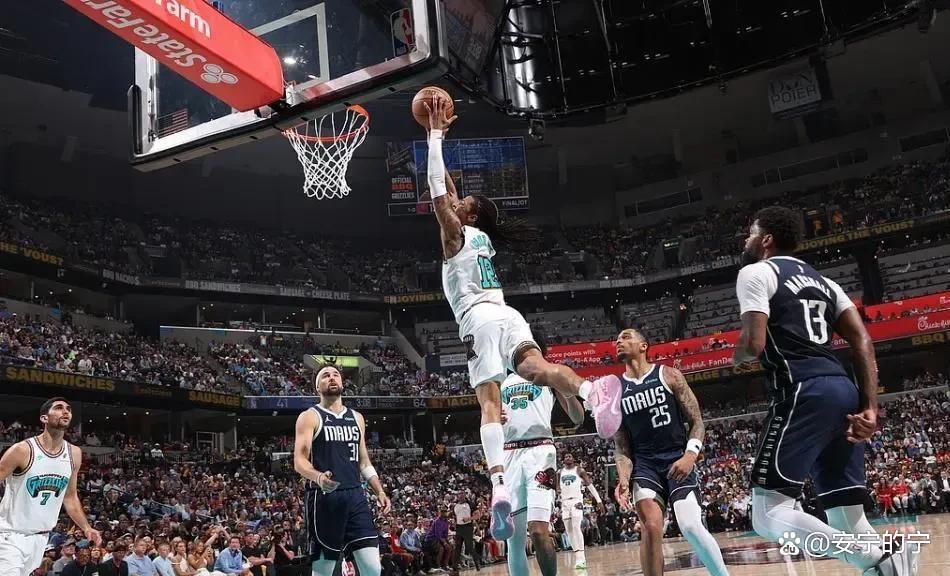 上海队绝杀灰熊，浓眉哥统治全场