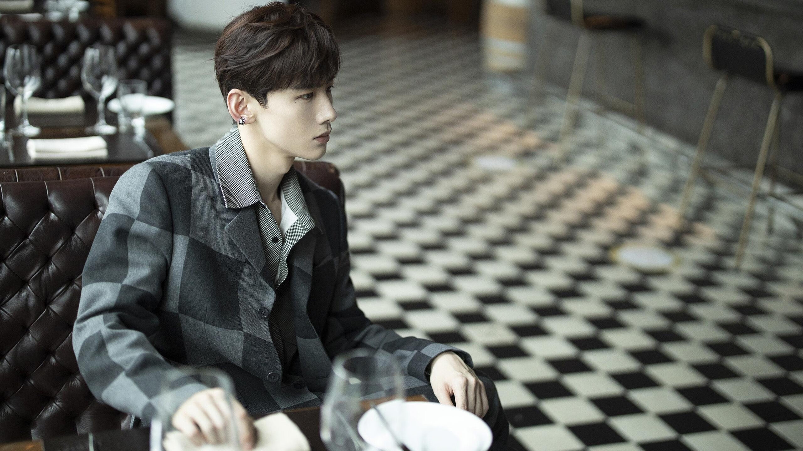 门线上的诗篇，奥利维耶双拳击碎夜色，里昂生死战中书写西班牙惊魂夜