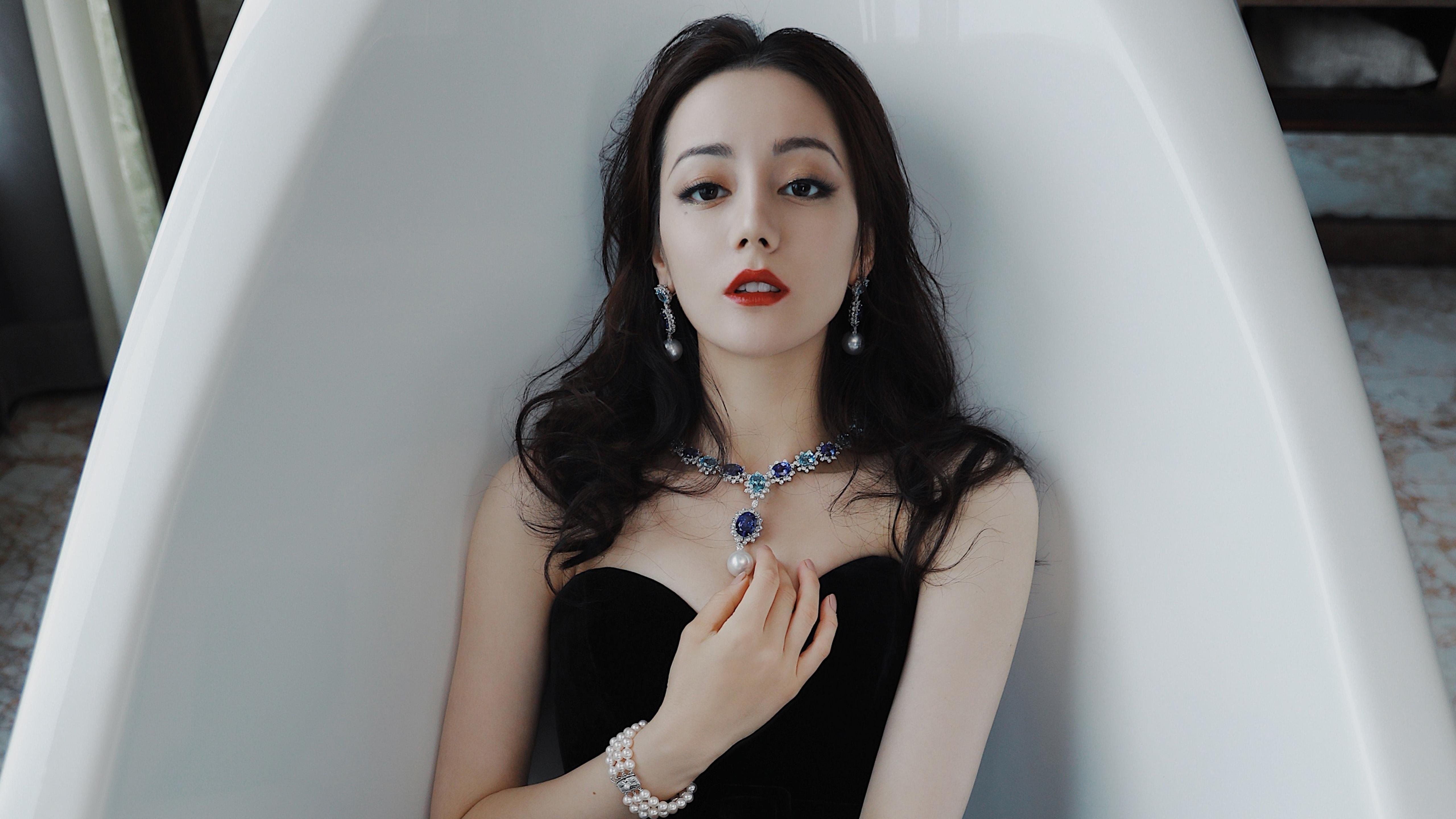 节奏掌控的艺术与关键先生的诞生，当独行侠遇上凯尔特人，米切尔如何定义比赛