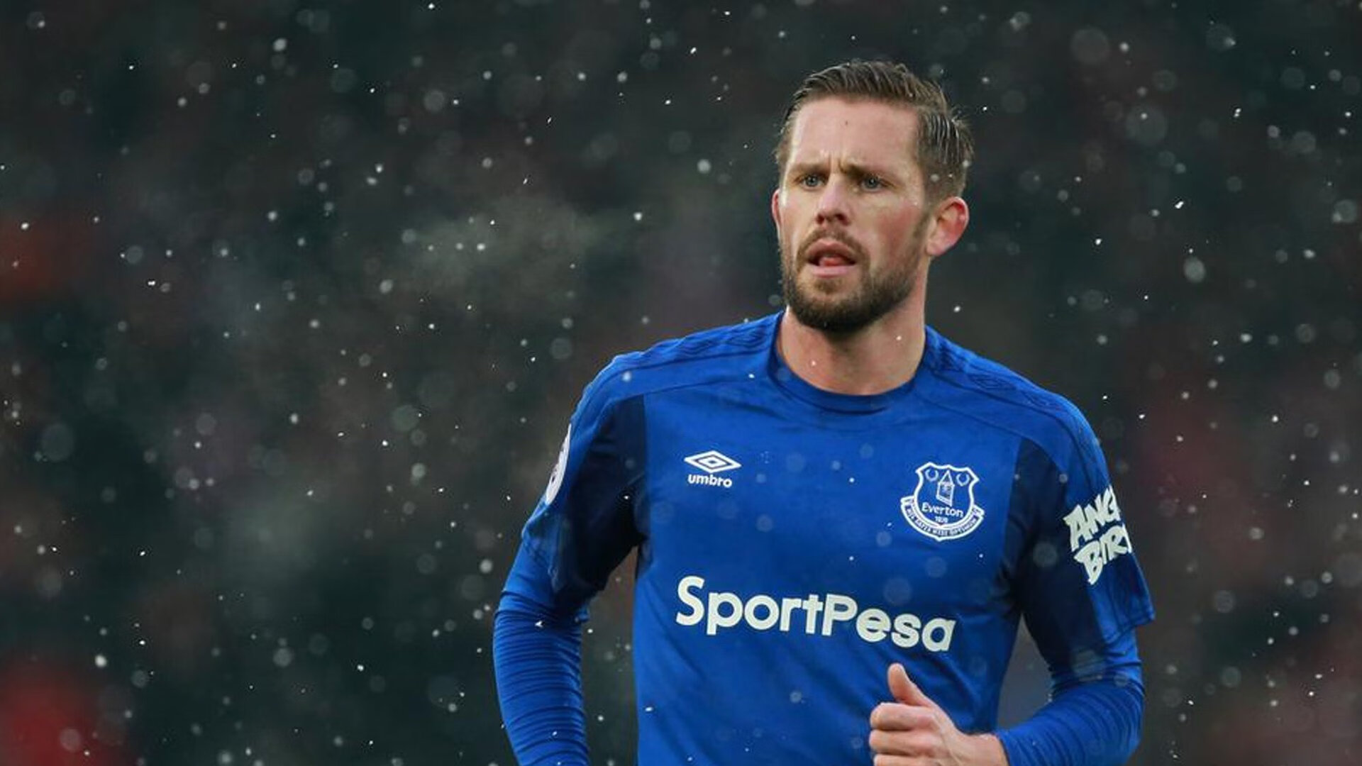 极速绿茵，当圣西罗化身蒙扎赛道，米兰用F1节奏打穿贝蒂斯